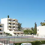 Bnb Homes Jardim Cozy Apartment With Pools Near The Old Town